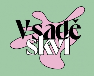 V sadě skví