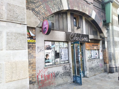 pohled na budovu (listopad 2025)