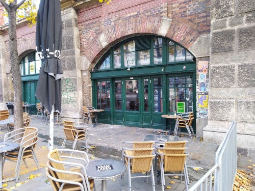 pohled na budovu (listopad 2025)