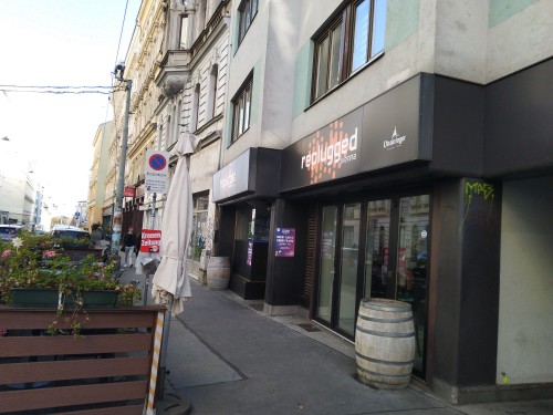 pohled na budovu (listopad 2025)