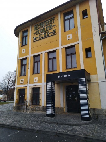 pohled na budovu (prosinec 2025)