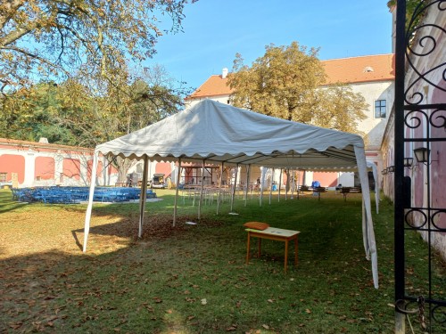 zámecká zahrada (2021) zámecká zahrada (2021)