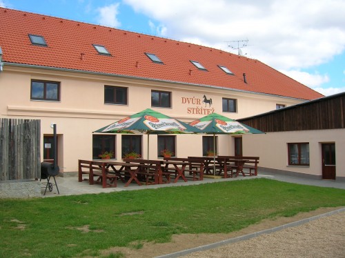 pohled na budovu (září 2006) pohled na budovu (září 2006)