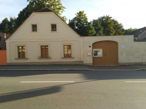 pohled na budovu (září 2025)